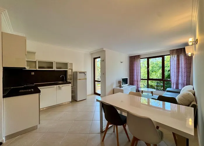 Oasis Club Apartments Lozenets