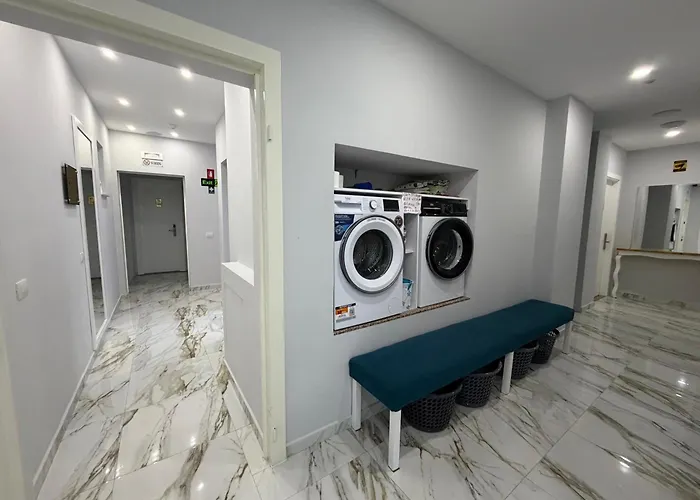 Suite Rana Hedhun Shëngjin