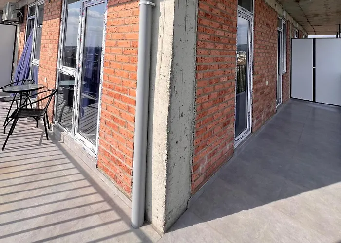 Comfortable 5 Rooms Apartment Kutaissi