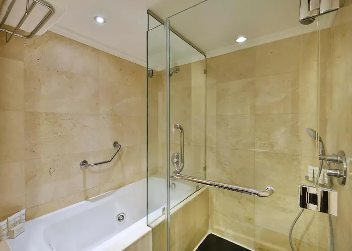 Hotel Crowne Plaza Amman By Ihg