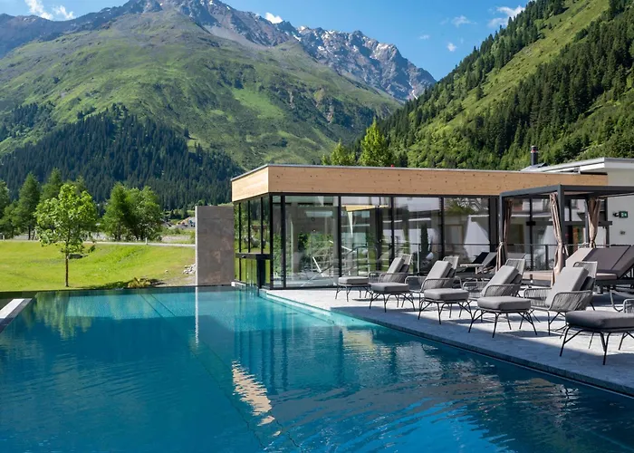 Hotel Vier Jahreszeiten St. Leonhard im Pitztal