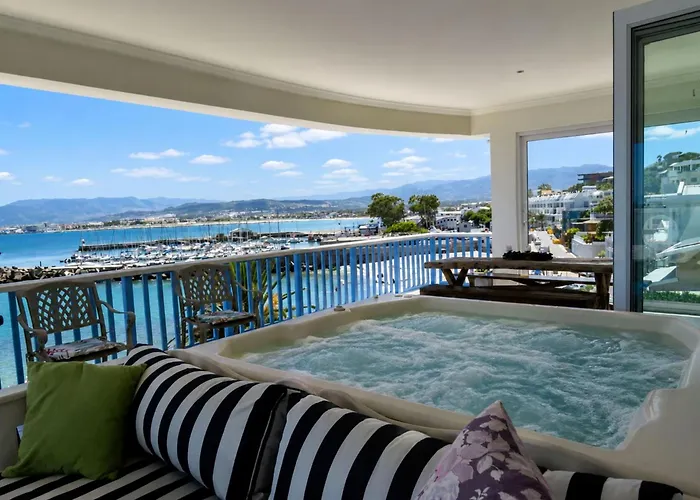 Penthouse On The Beach, Jacuzzi With 3 Bedrooms Kapstadt