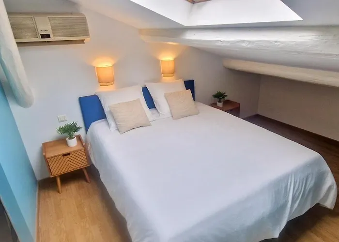 Ferienwohnung Le Loft De Thau, Standing, Grand Patio, Deco Boheme, Parking, Climatisation Sète