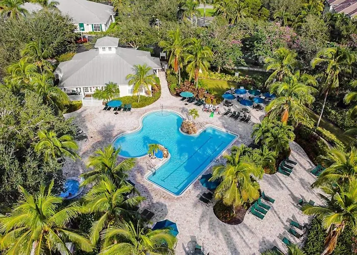 Villa Royal Palm North North Naples