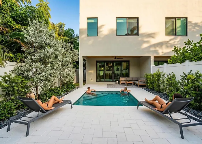 Luxury Las Olas 6200Sqft - Sleeps 28 & With 2 Pools Fort Lauderdale
