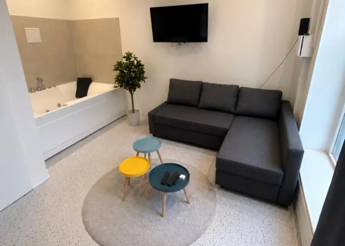 Appartement Central Avec Jacuzzi Prive I Strasbnb Straßburg