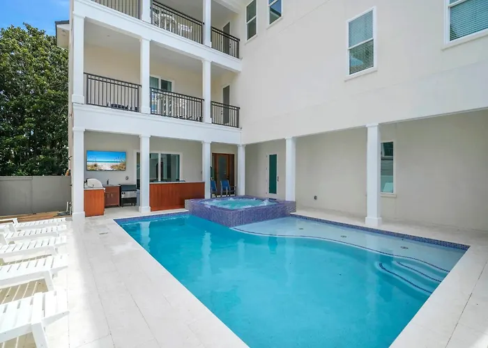 Sundancer Family Vacation Home Destin