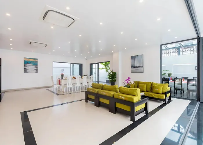 Hanoi Rooftop Boutique Stay - A Cozy & Romantic Hideaway