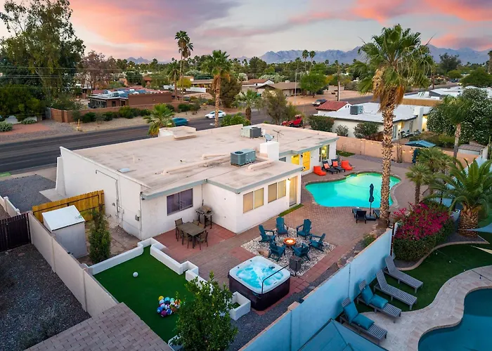 Refreshing Pool Hot Tub Game Room Sleeps 8 Scottsdale