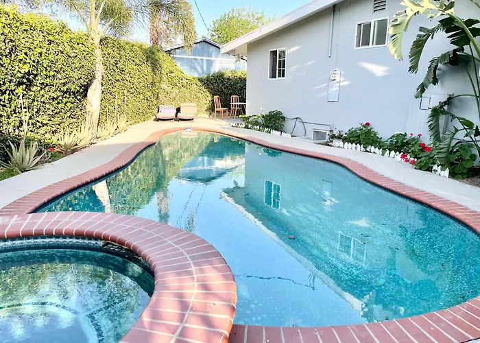 Private Pool And Spa Family Friendly 3Br Home Sleeps 10 Los Angeles