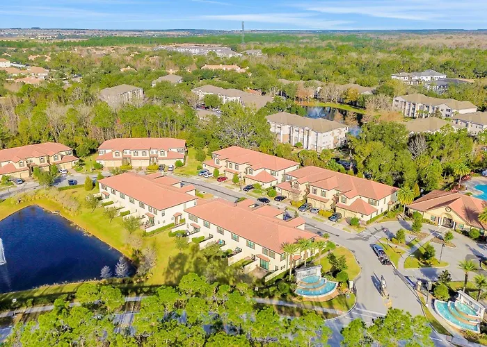 Gorgeous Snowbird-Friendly Home With Pool, Hot Tub, & Gym - Close To Theme Parks Kissimmee