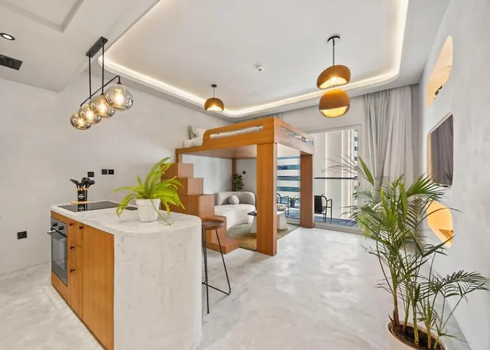 Designer Loft Studio Canal View Business Bay Dubai