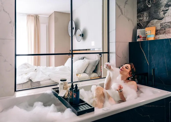 Love Story Studio With Jacuzzi By Lion Apartments Zoppot