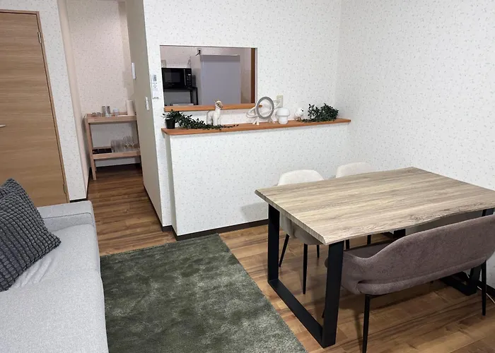 鶴橋3丁目テラスハウスwithin Walking Distance Of Osaka Korean Town
