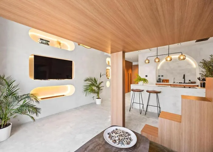Designer Loft Studio Canal View Business Bay Dubai