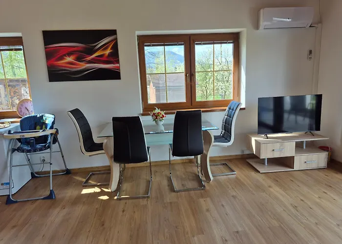 Apartmany Pod Letistem S Virivkou Frýdek-Místek