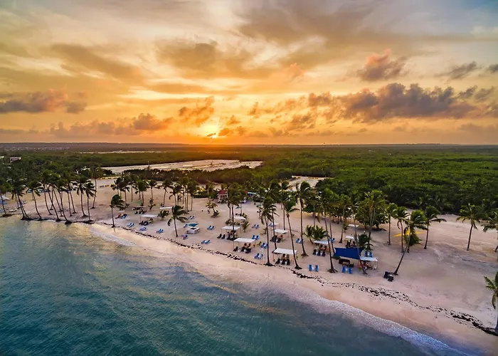 Beachfront Pool And Marina View Private Terrace Punta Cana