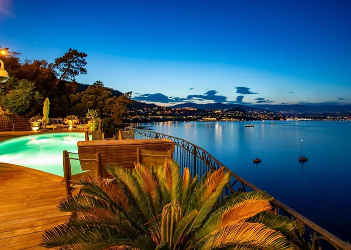 La Coraillere Waterfront Villa With Private Pool And Sea Access Théoule-sur-Mer
