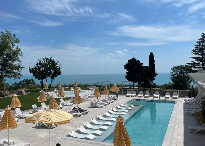 Allure Apartment Panoramicsea View,Pool & Spa,Free Parking,Varna Goldstrand