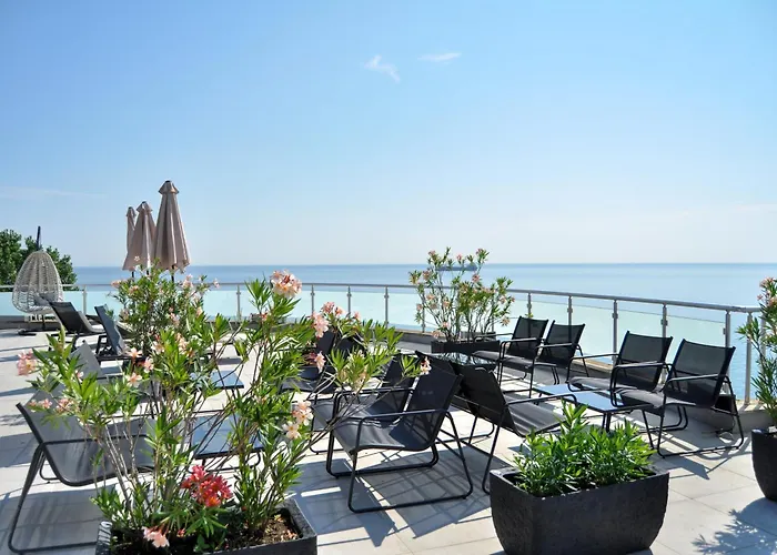 Family Hotel Albizia Beach Warna