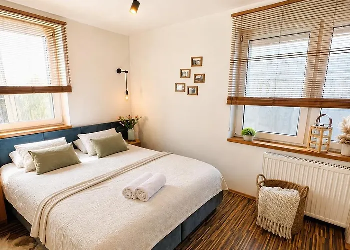 Ku Sloncu -Pokoje&Apartamenty - Jastrzębia Góra