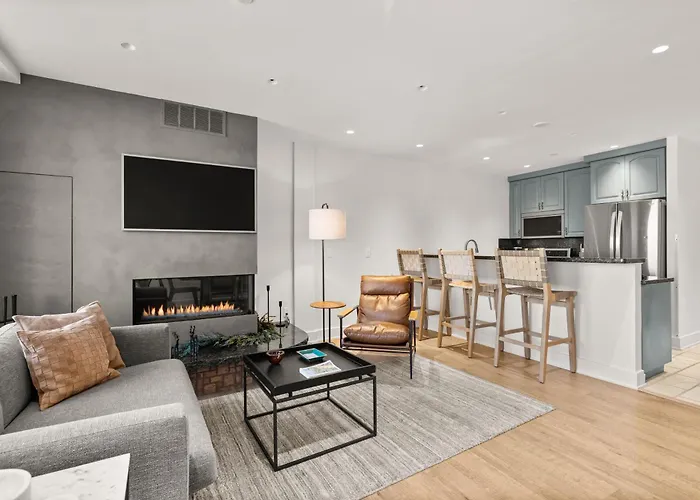 Chamonix 17, Snowmass Ski-In/Ski-Out Condo W/Shared Pool/Hot Tub/Gym/Wifi Snowmass Village