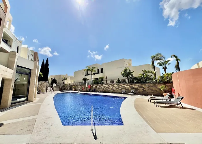 Marbella Hills: Vistas Espectaculares Y Lujo