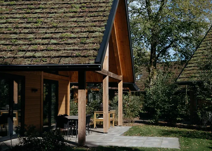 Bos Villa Met Hottub & Sauna | 8 Personen Wekerom