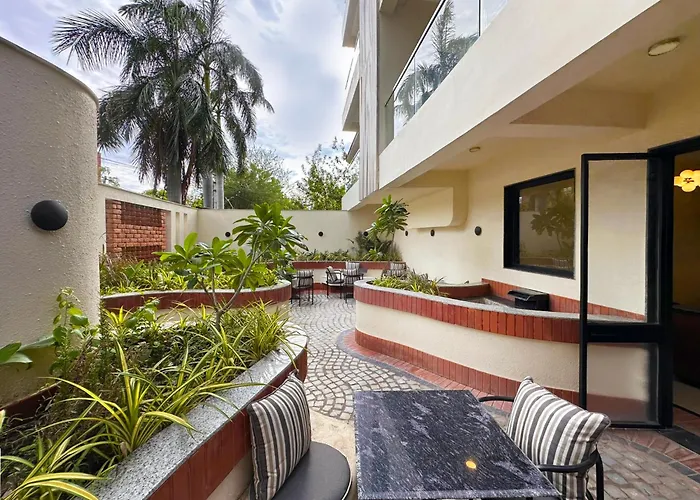 The Four Stories - Luxury Near The Lake Udaipur