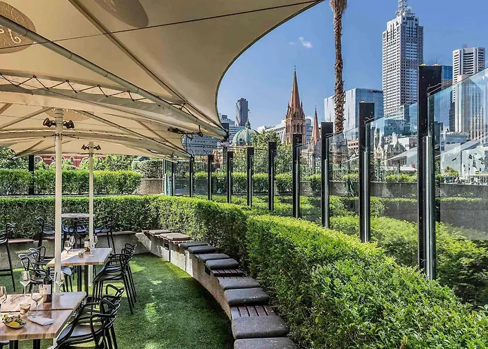 Quay West Suites Melbourne City