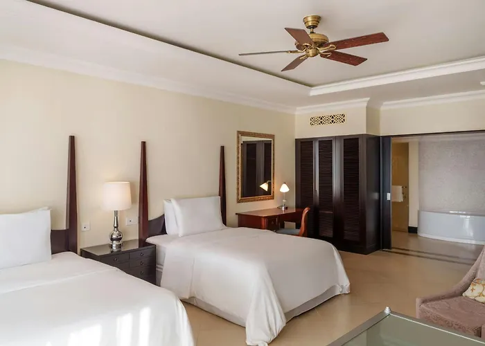 The Westin Turtle Bay Resort & Spa, Mauritius Balaclava