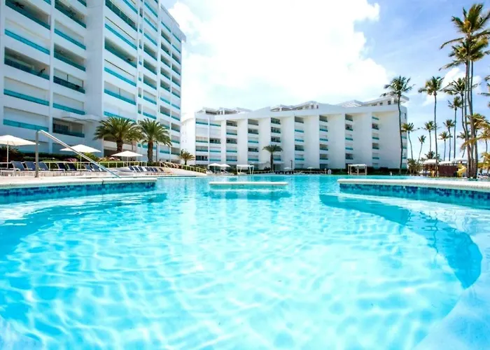 Beach Apartment - Marbella, Juan Dolio!! Getaway Offer!!