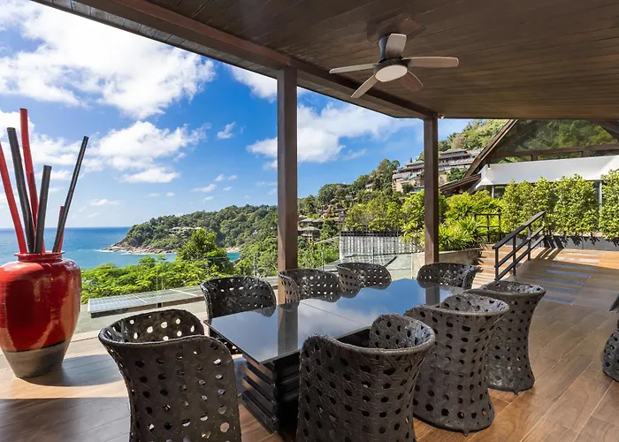 Villa Yin-Noi, Private Oceanfront Villa, Strand Kamala
