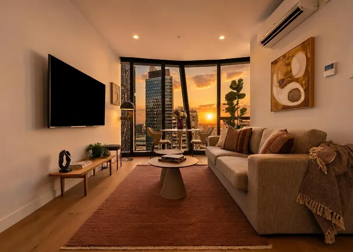 Aspire Elite Skyline Suite, Cbd Views Pool Melbourne City