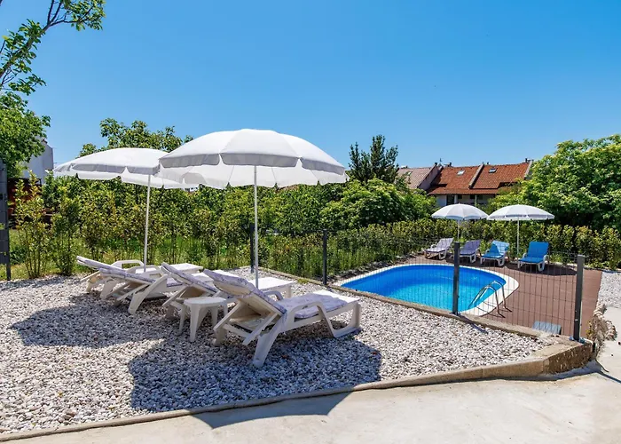 Domagoj Boutique Apartmants With Heated Swimming Pool Rijeka