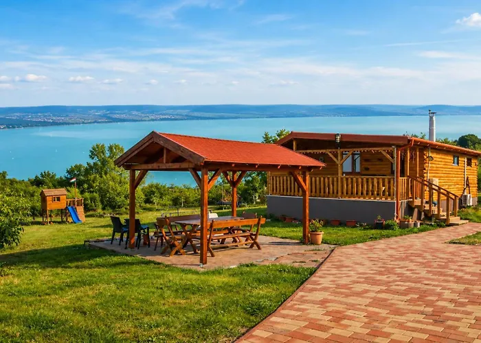 Villa Adam Nyaralohaz Balatonalmádi