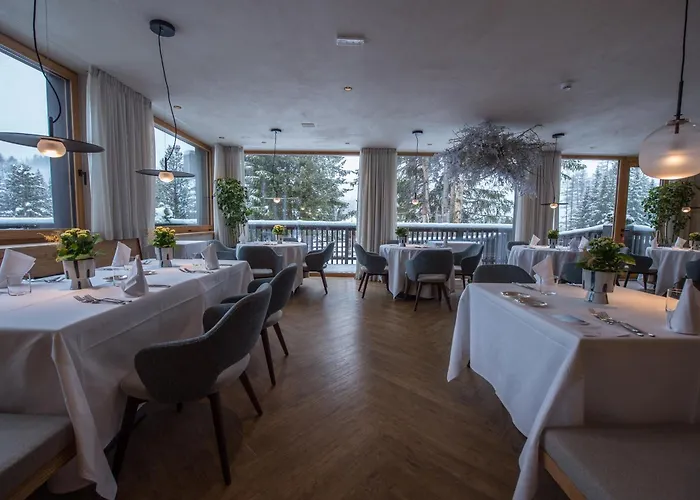 Hotel Ciasa Salares St. Kassian