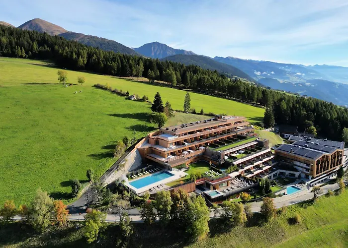 Tratterhof Mountain Sky Hotel Meransen