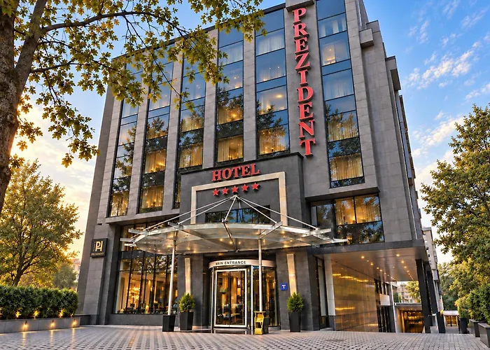 Prezident Hotel Novi Sad - Outdoor Pool & Spa