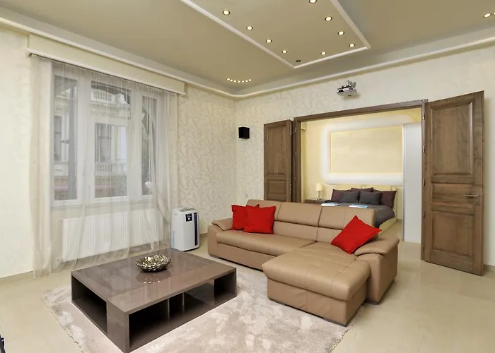 Ferienwohnung Basilica Grand Luxury In The Historic Center Budapest