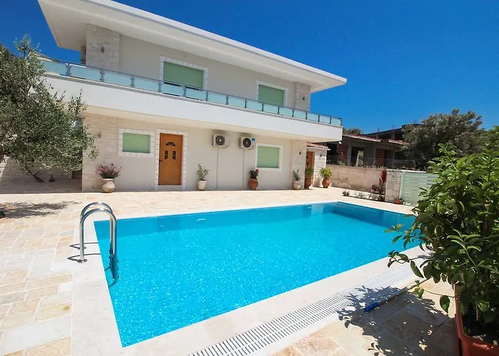 Villa Aleandro Ksamil