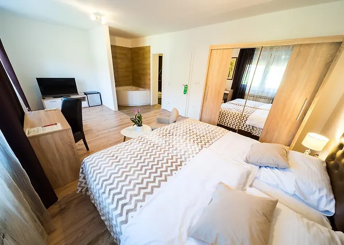 Villa Gradski Vrt Osijek