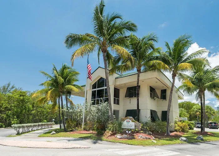 Sunrise Suites Panama Suite #310 Key West