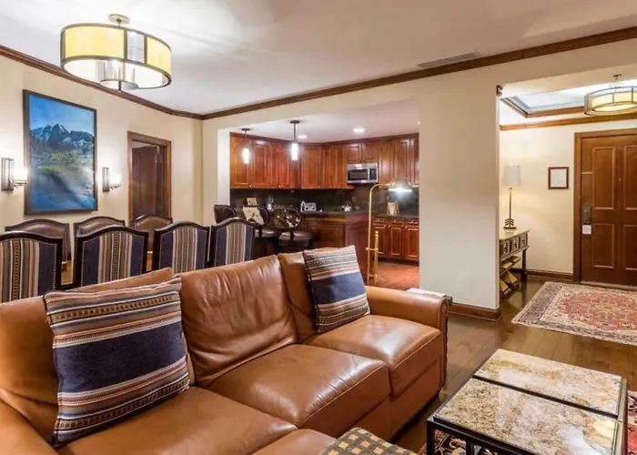 The Ritz-Carlton Club 3 Bedroom Residence 8209, Ski-In & Ski-Out Resort In Aspen Highlands
