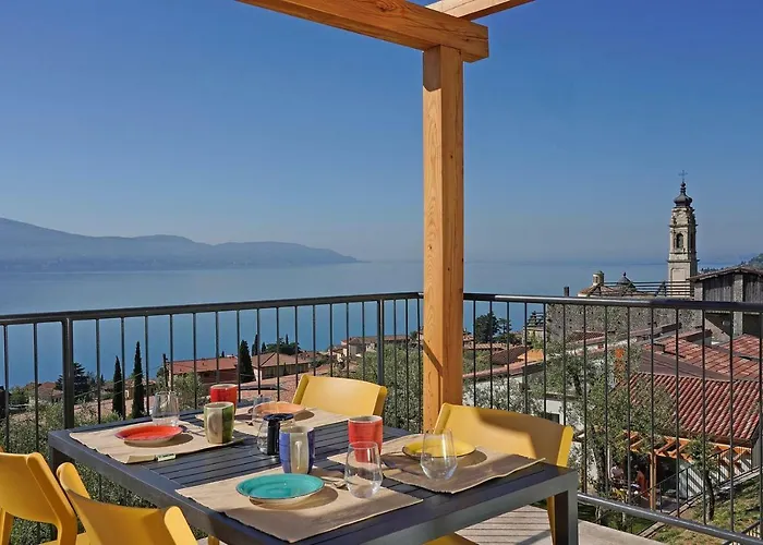 Residence Dany Appartamenti Con Cucina Vista Lago Piscina E Parcheggio Gargnano