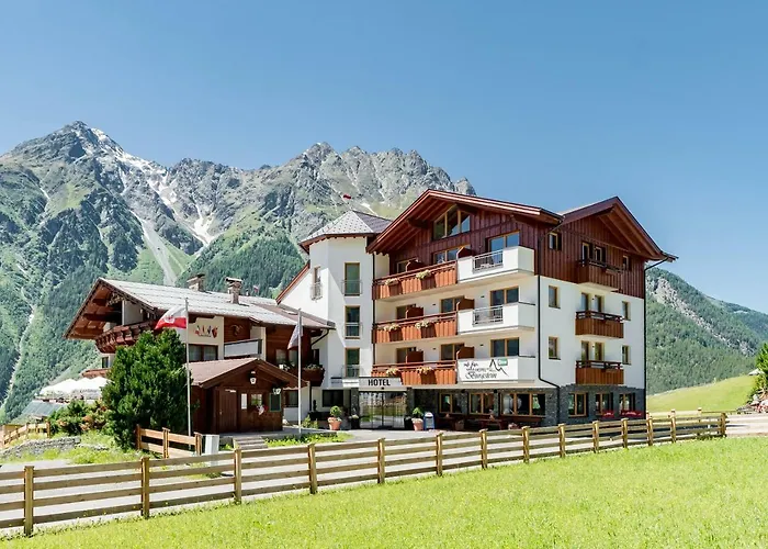 Hotel Burgstein - alpin&lifestyle Längenfeld
