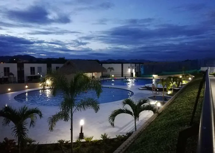 Casa Vacacional Condominio Bahia Solero Girardot