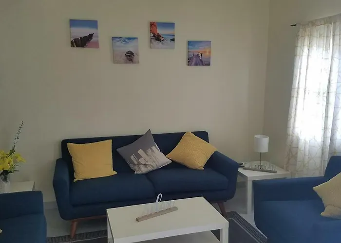 Villa Serena 4 Beds, 2 Bath Rosarito
