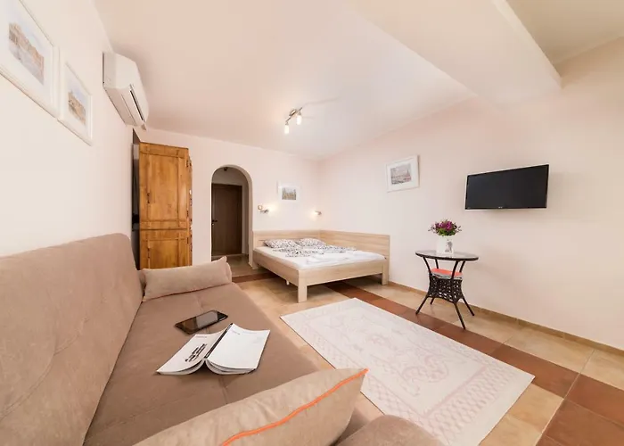 Sozopol Seaside Apartment