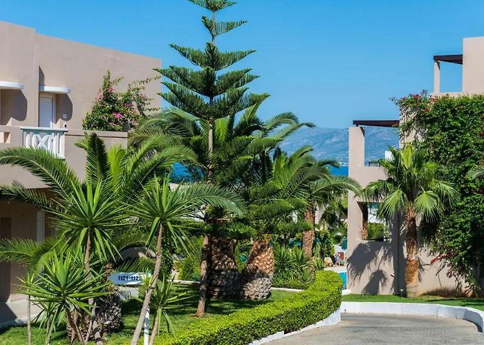 Grand Hotel Holiday Resort Limenas Chersonisou